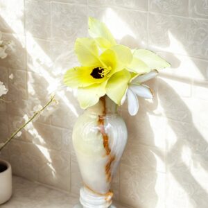 Hand-Carved Pure Natural Onyx Vase – Decorative Flower Vase