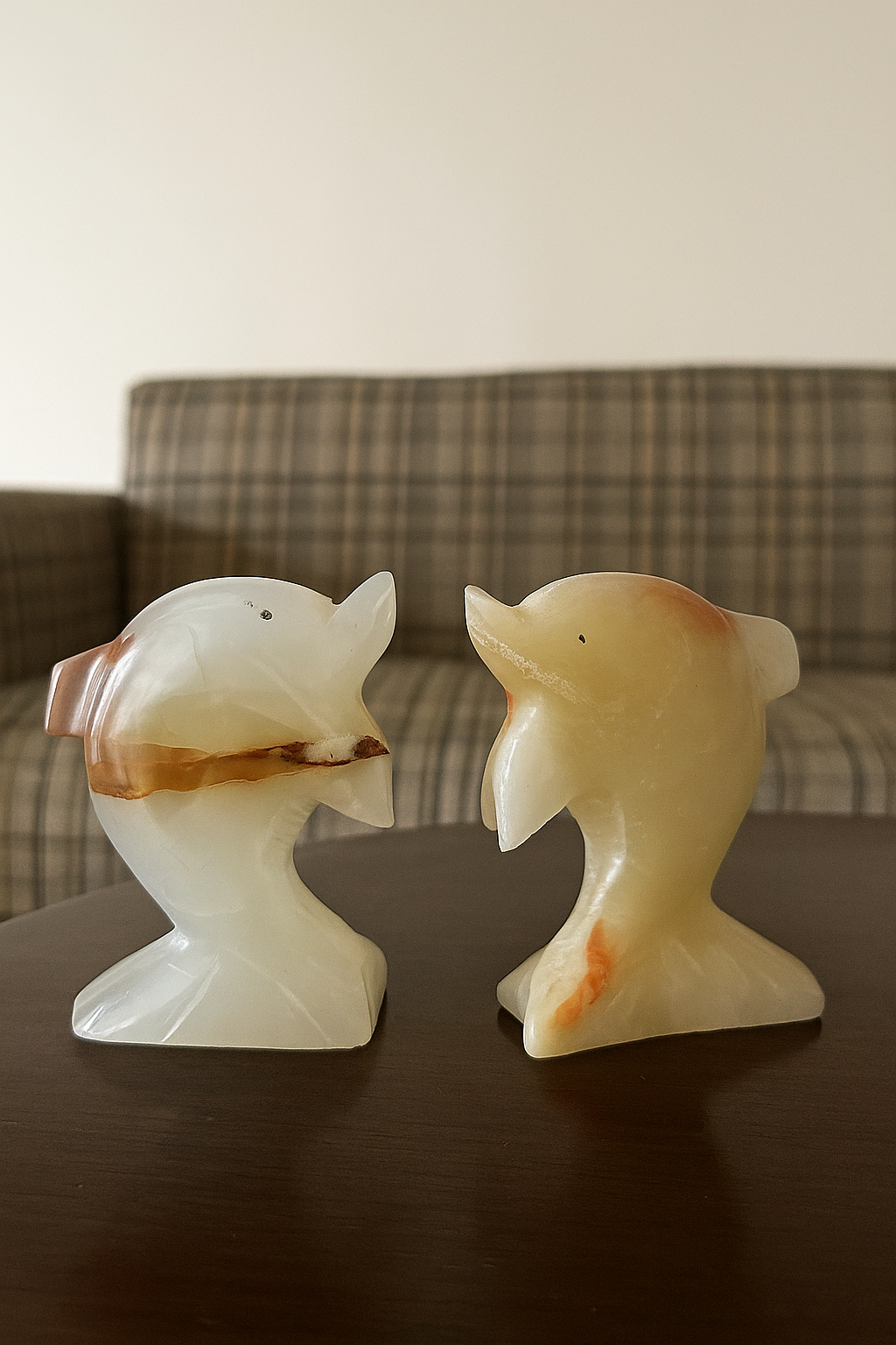 Hand-Carved Onyx Dolphin/Fish Figurine or Table Decor Statue 4" - Image 3