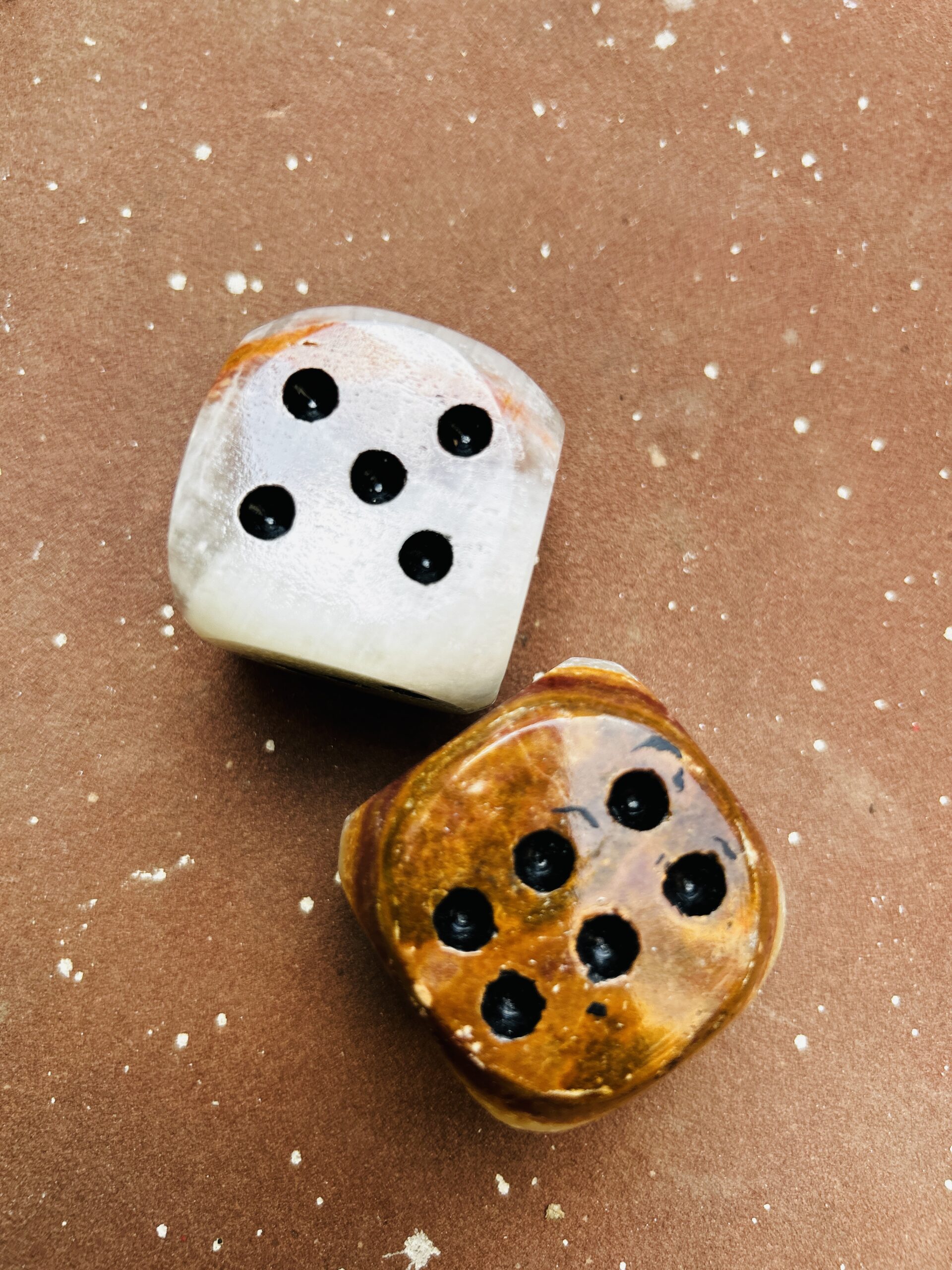 Handcrafted Onyx Marble Dice – Natural Stone Paperweight & Home/Office Décor - Image 6