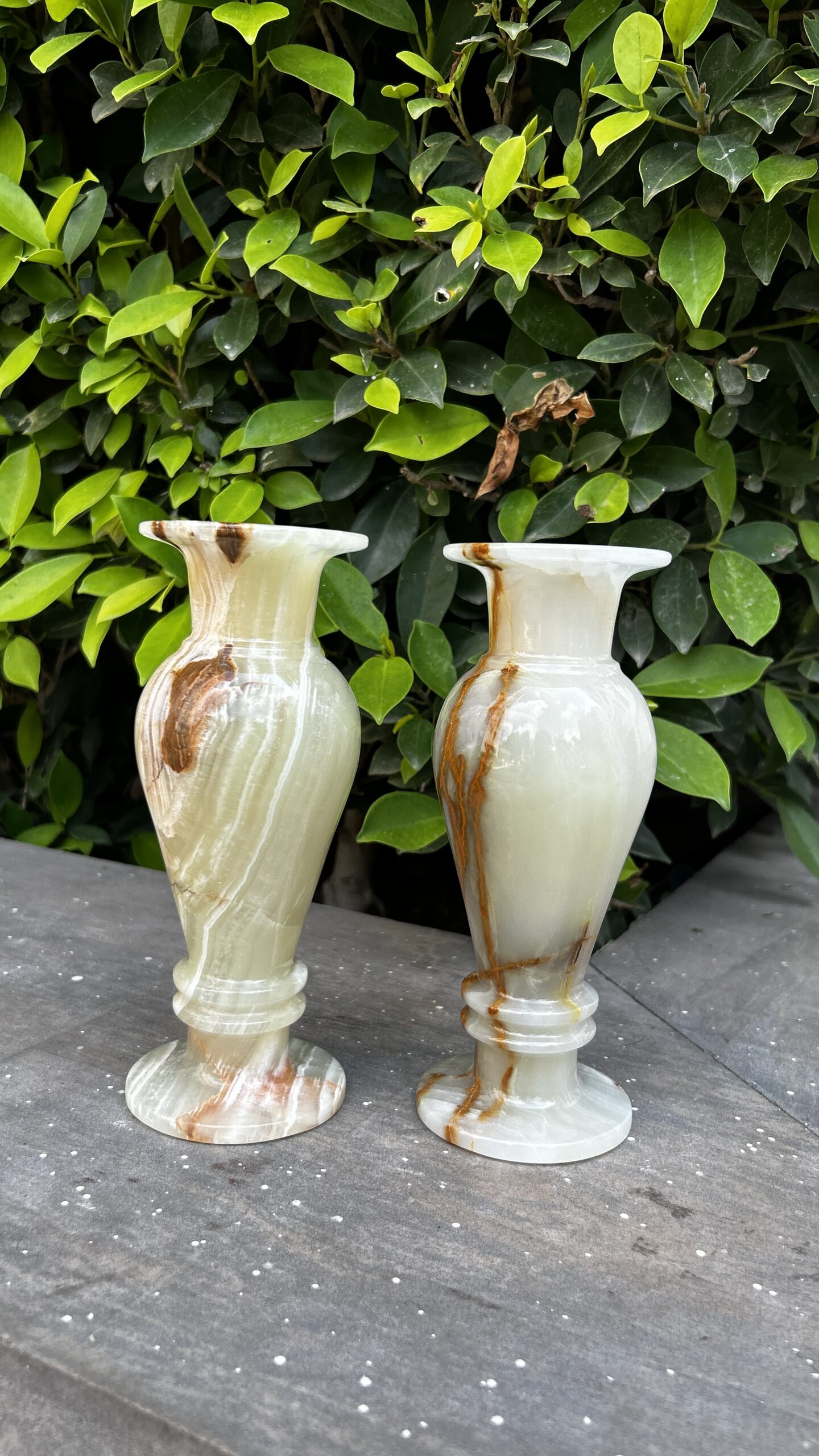 Hand-Carved Pure Natural Onyx Vase – Decorative Flower Vase - Image 3