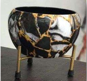 Kintsugi-Inspired Apple Shape Decorative Plant Pot – Marble Pattern Metal Planter - Image 5