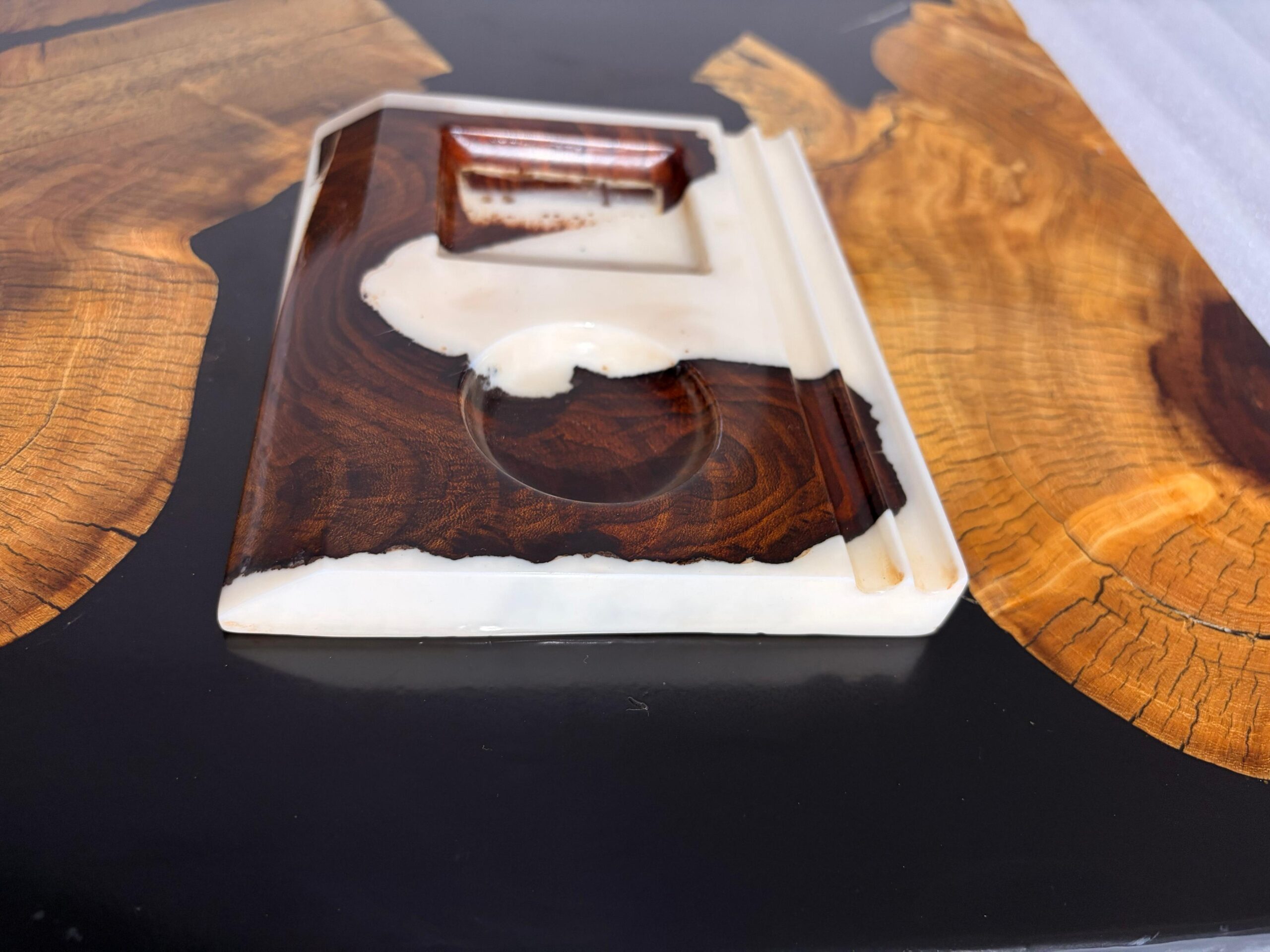 Handmade Premium Epoxy Resin Office Table Organizer for Home & Workspace - Image 9